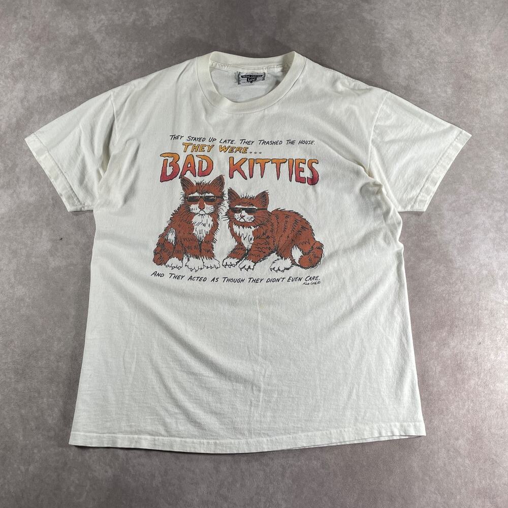90's 00's Bad Kitties Grunge Humor Kittie Cats Cute Y2K Street T-Shirt Medium